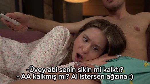 Siki kalkan üvey abisini boşaltmak zorunda kalan tatlı kız